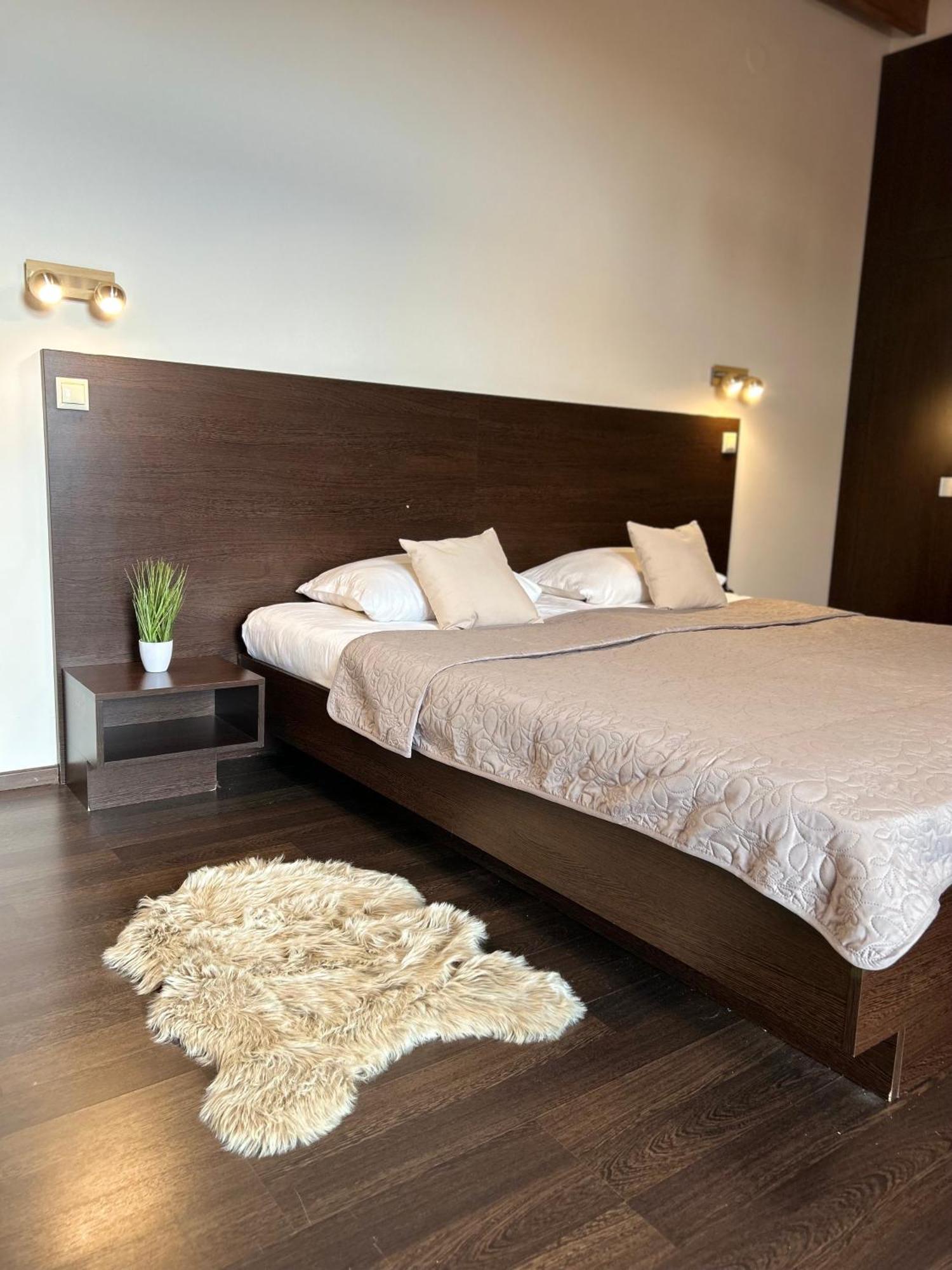 Ar Golden House Hotel Кошице Екстериор снимка